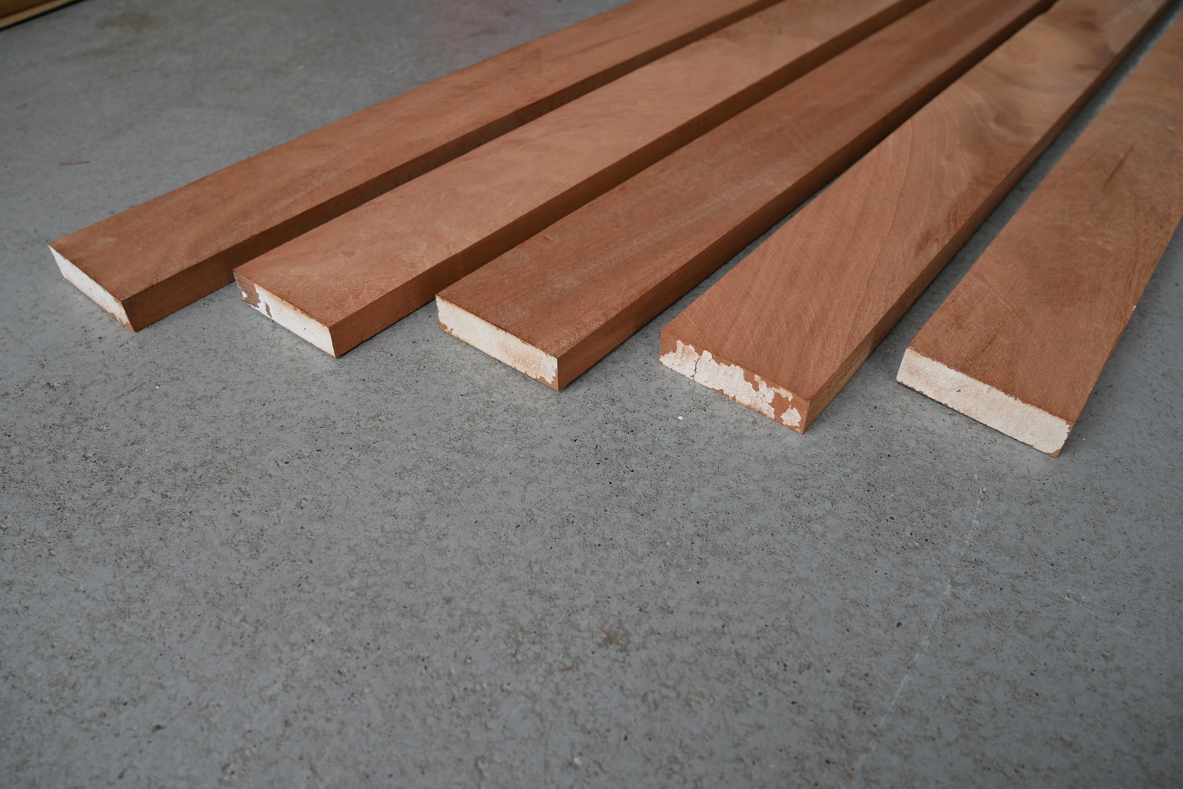 10 stuks Mahonie Latten Kopmaat 53 x 15 mm Lengte 2150 mm