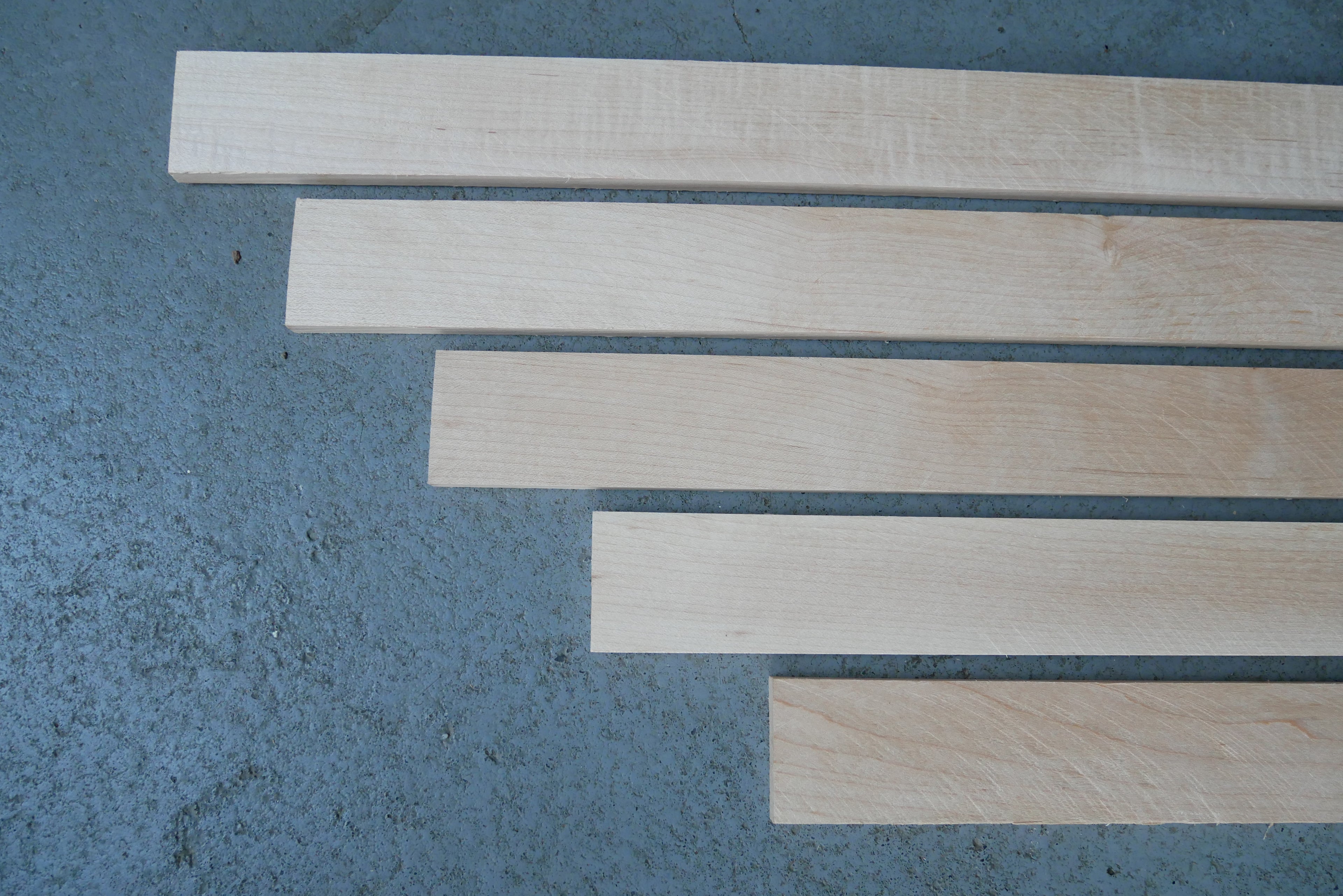 10 stuks Esdoorn Latten Kopmaat 45 x 10 mm Lengte 2400 mm