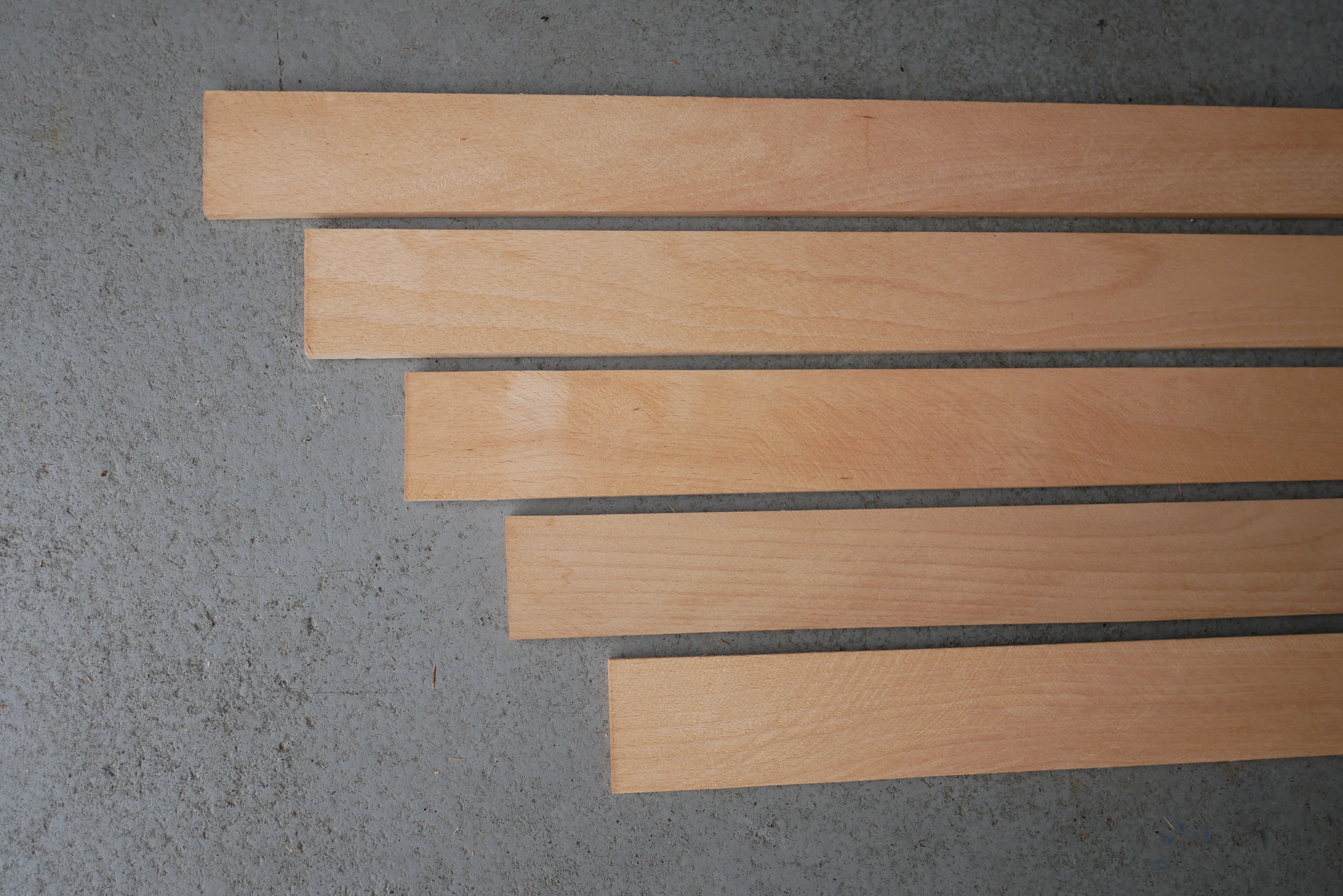 10 stuks Beuken Latten  Kopmaat 70 x 12 mm Lengte 2250 mm