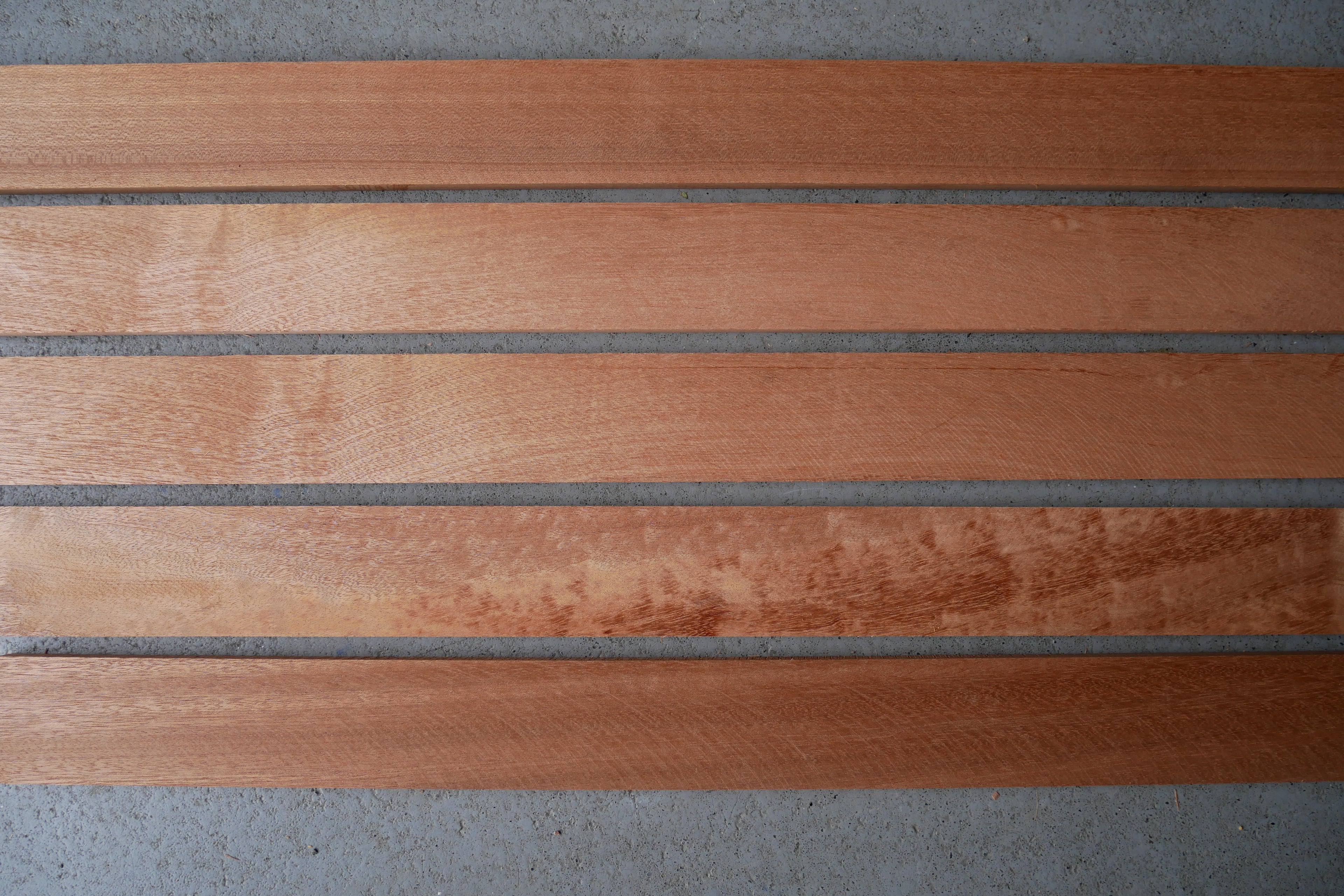 10 stuks Mahonie Latten Kopmaat 55 x 10 mm Lengte 2350 mm