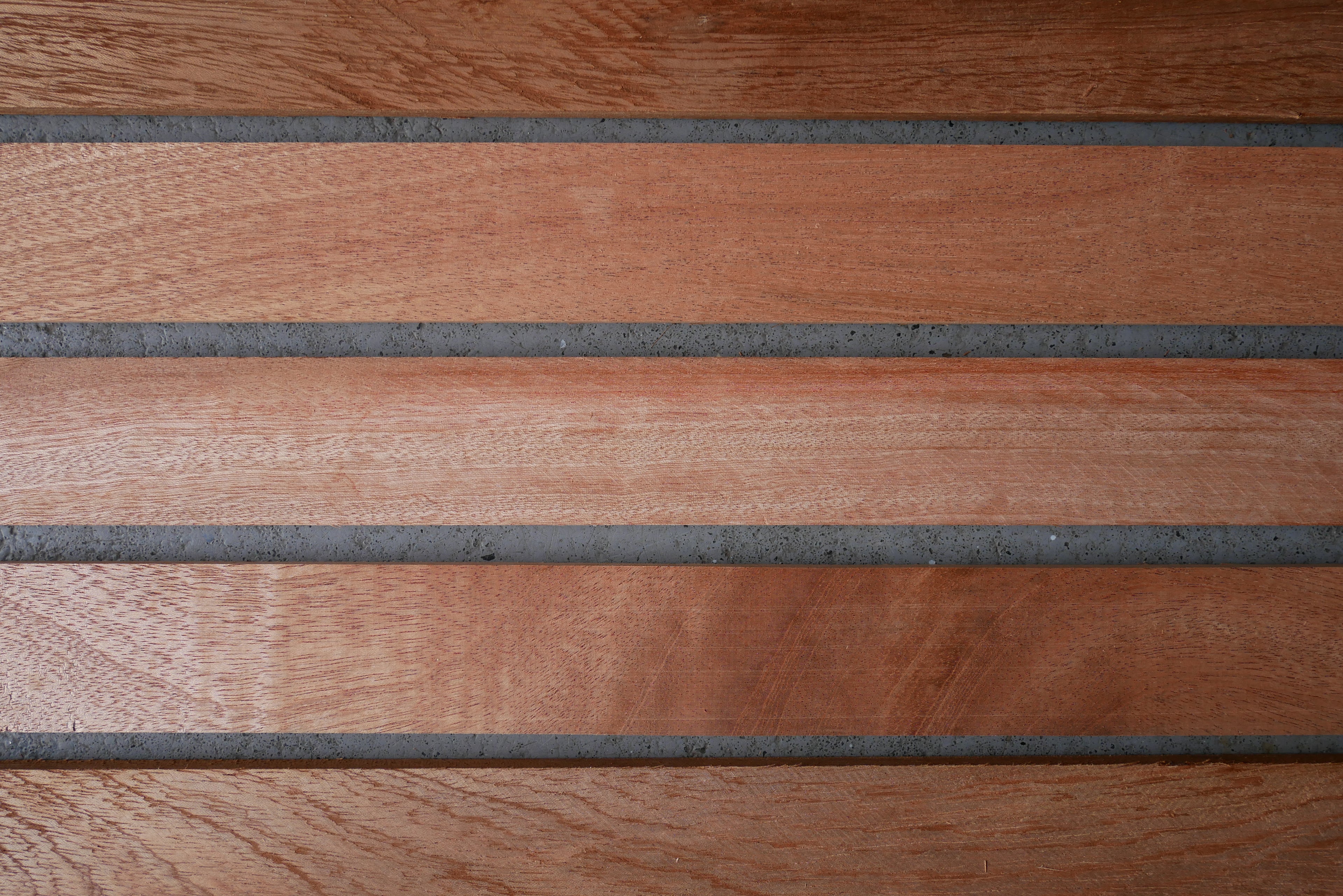 10 stuks Mahonie Latten Kopmaat 43 x 8 mm Lengte 2200 mm