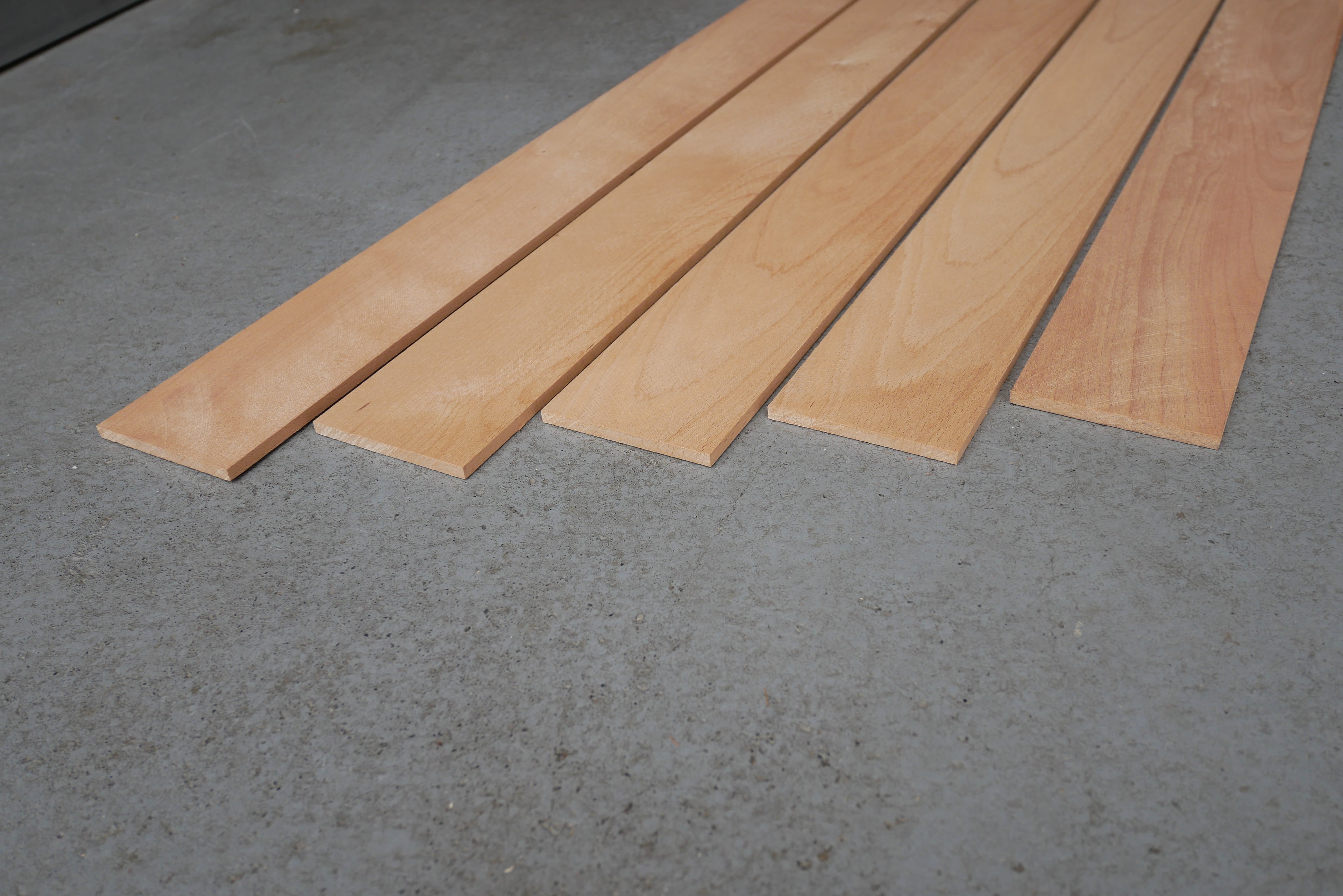 10 stuks Beuken Latten  Kopmaat 75 x 6 mm Lengte 2650 mm