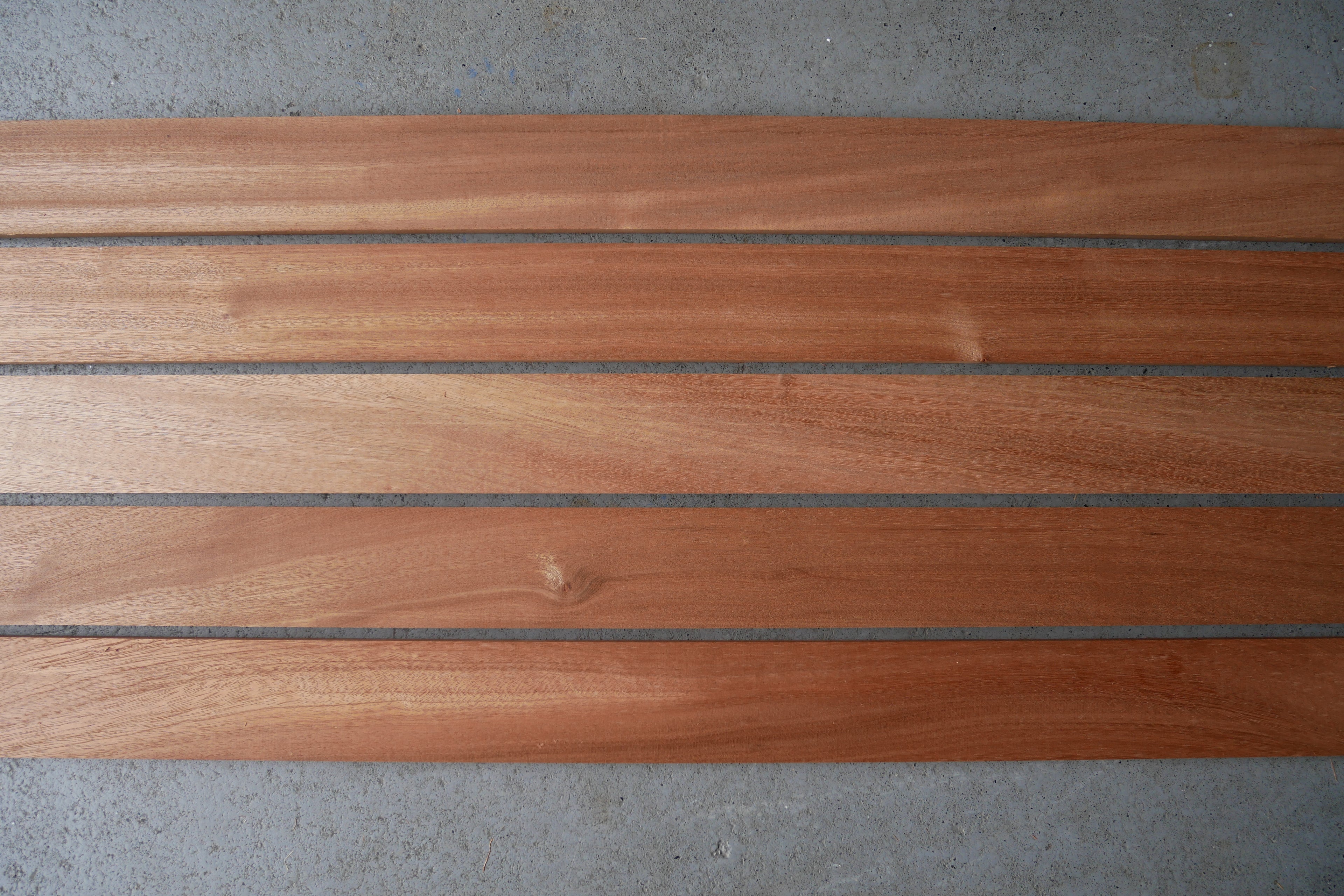 10 stuks Mahonie Latten Kopmaat 55 x 8 mm Lengte 3050 mm