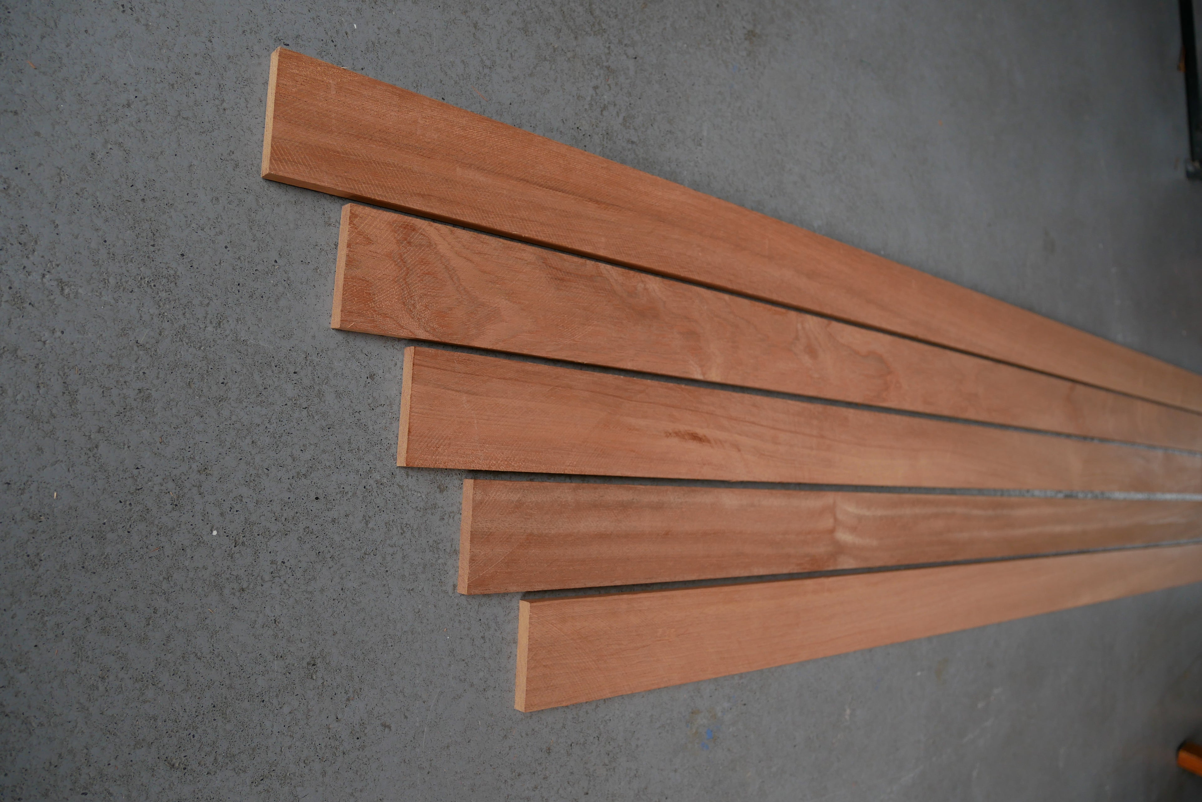 10 stuks Mahonie Latten Kopmaat 57 x 10 mm Lengte 2200 mm